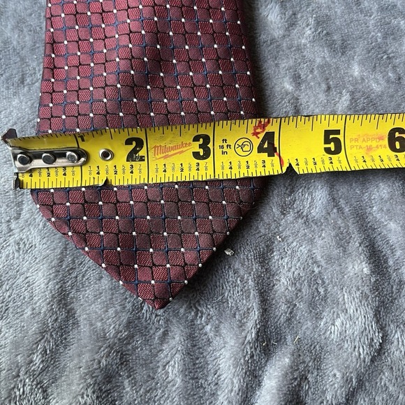 Vintage Tommy Hilfiger Neck Tie Made In USA 100% Silk - Picture 5 of 5